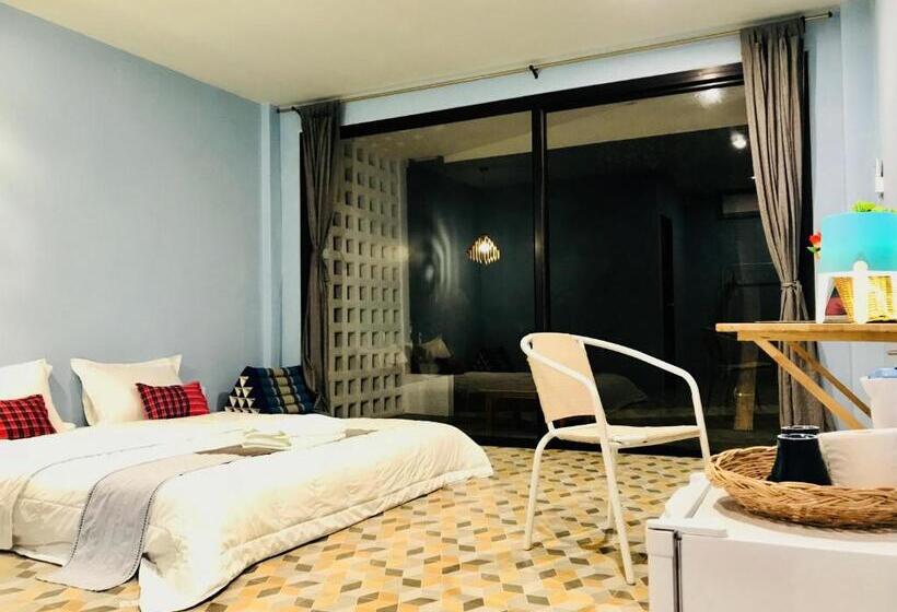 标准房带园景, Kiri Tawan