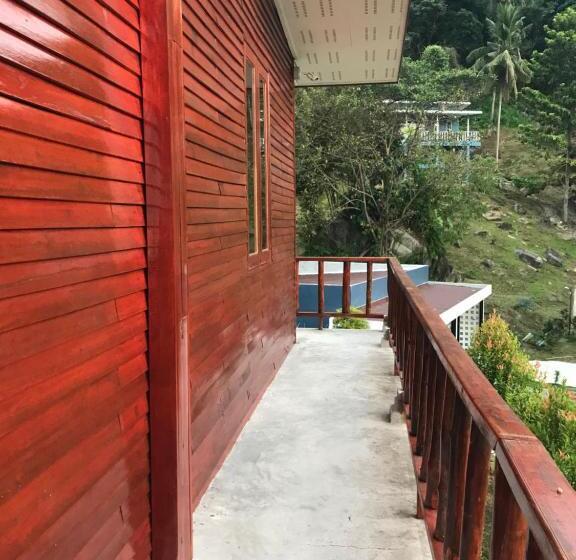 带2个卧室的别墅, Kiri Tawan