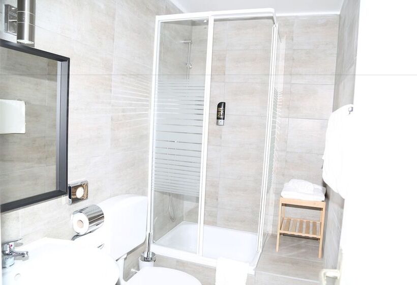 اتاق استاندارد سه نفره, Main Hotel Frankfurt City