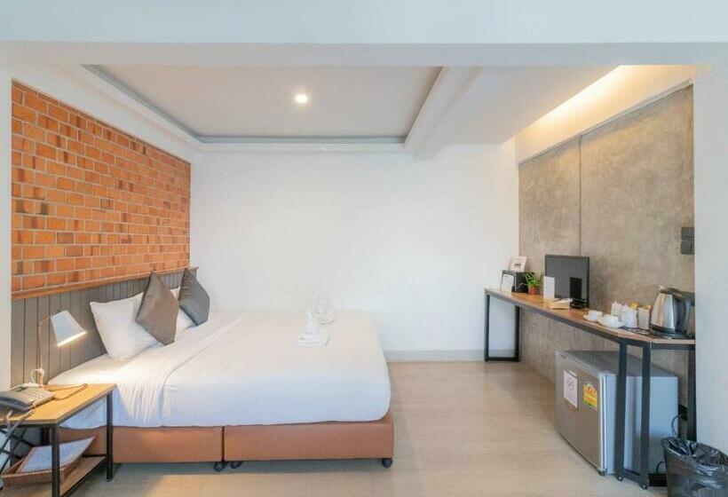 Номер Deluxe с Балконом, The Old City Wall Inn