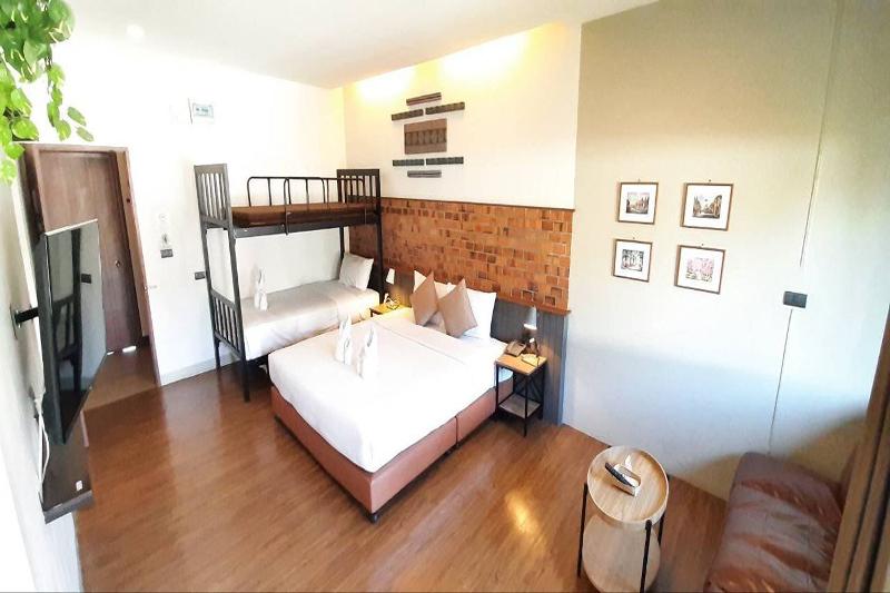 Люкс Вид на Сад, The Old City Wall Inn