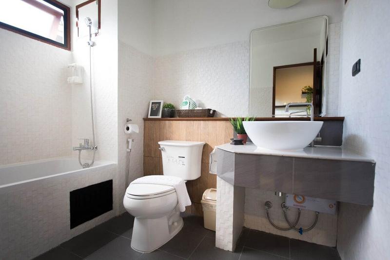 Люкс Вид на Сад, The Old City Wall Inn