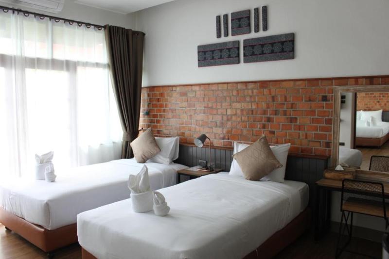 Семейный Номер, The Old City Wall Inn