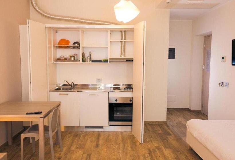 إستوديو قياسى, Amalia Bakery Home