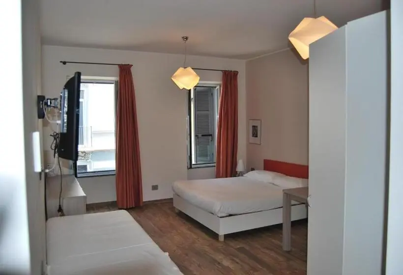 Standard Kolmen Hengen Huone, Amalia Bakery Home