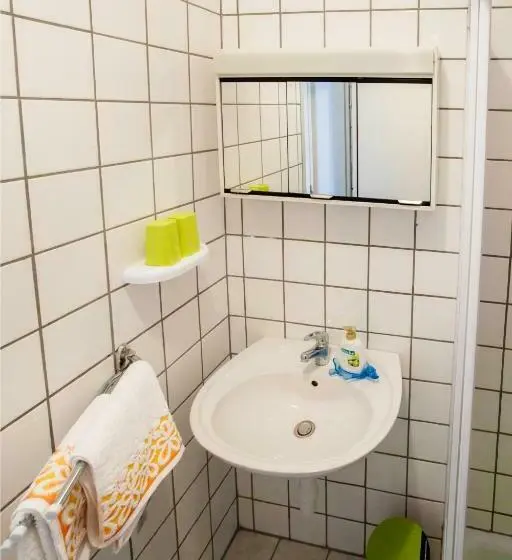 اتاق استاندارد, Friendly People's Guest House
