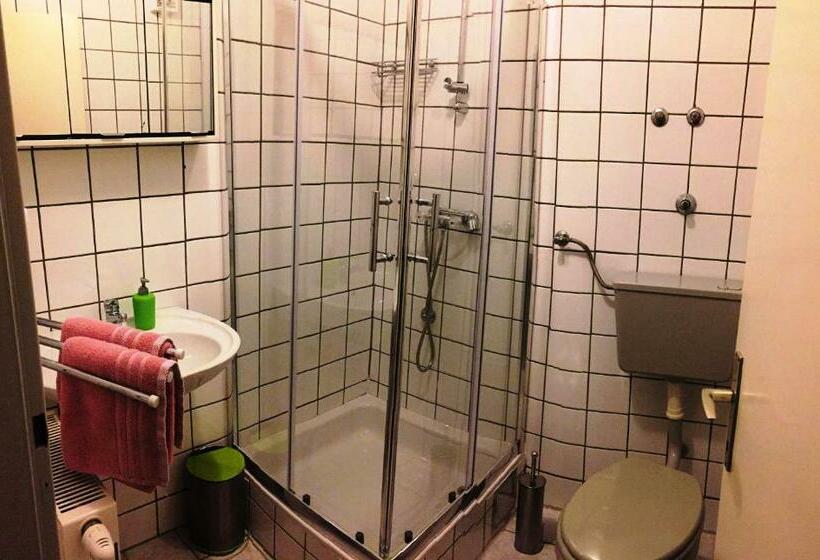 Номер Стандарт, Friendly People's Guest House