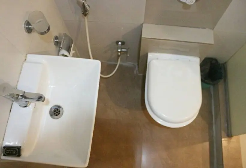 デラックスルーム, Grandeur Near Mumbai International Airport