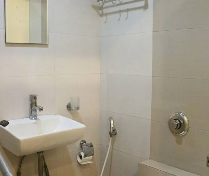 デラックスルーム, Grandeur Near Mumbai International Airport