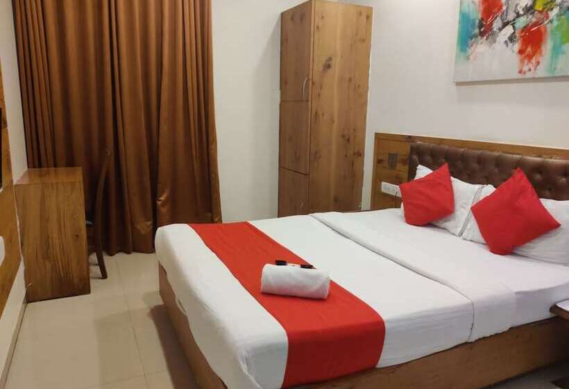 اتاق لوکس, Grandeur Near Mumbai International Airport