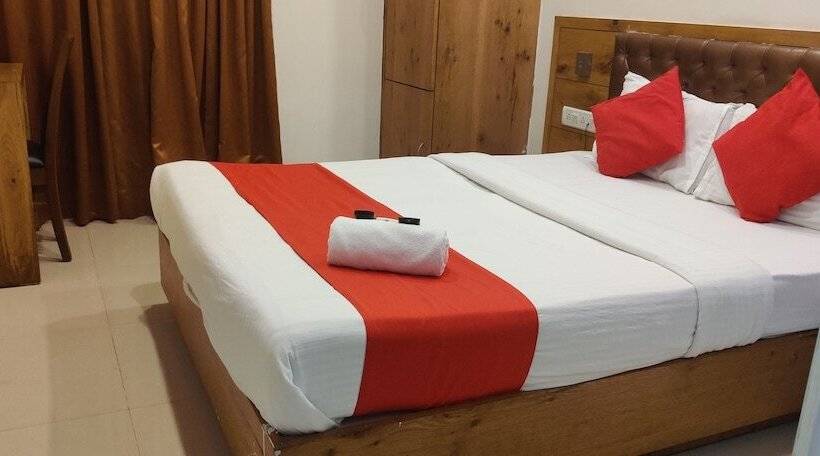 اتاق لوکس, Grandeur Near Mumbai International Airport