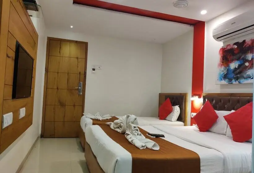 デラックストリプルルーム, Grandeur Near Mumbai International Airport