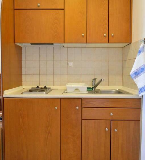 דירת שני חדרים, Liberty