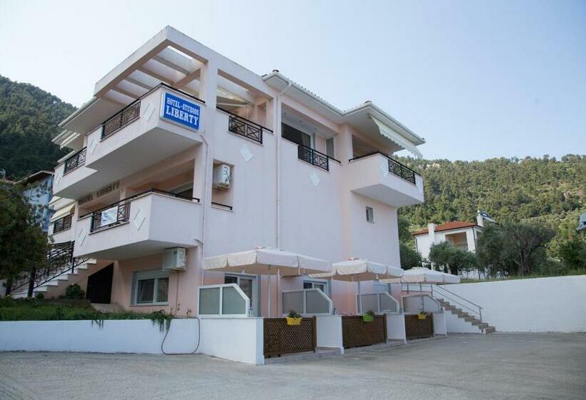 דירת שני חדרים, Liberty