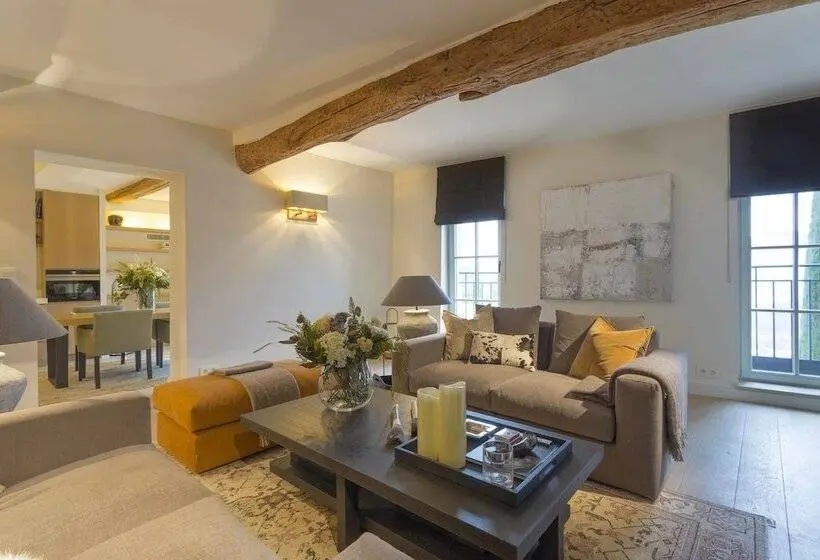 سوییت, Mougins Luxury Retreats