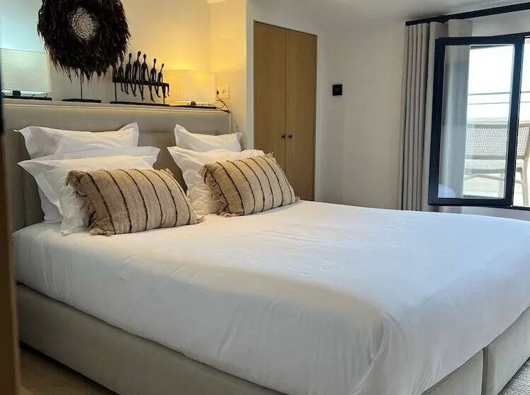 اتاق لوکس, Mougins Luxury Retreats