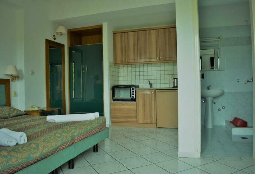 标准工作室, Oula Maisonettes