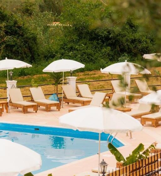 四人标准间, Oula Maisonettes