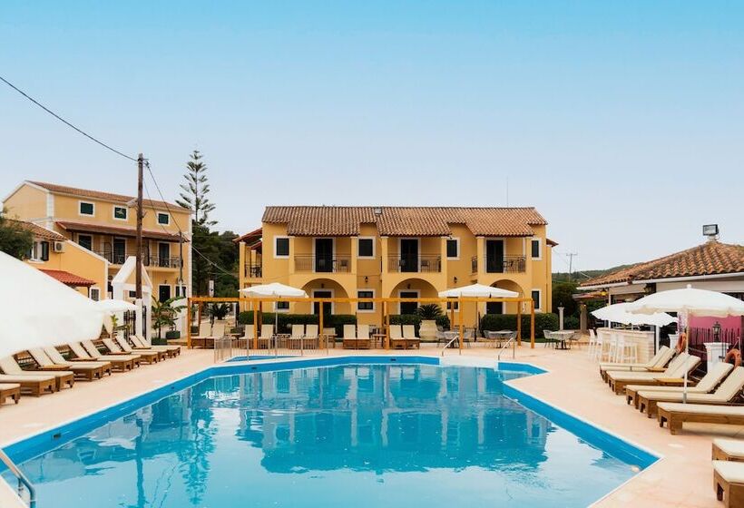 四人标准间, Oula Maisonettes