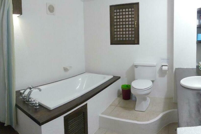 ویلای 1 خوابه, Out Of The Blue Resort