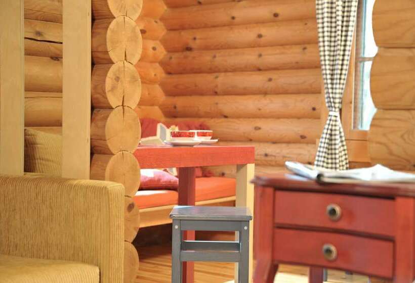 کلبه ییلاقی, Xenios Chalets