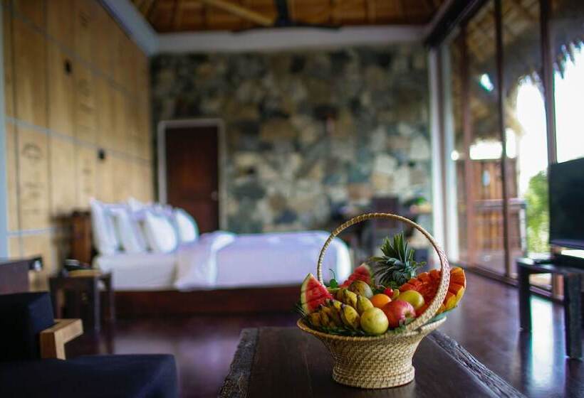 이그제큐티브 스위트, 98 Acres Resort & Spa