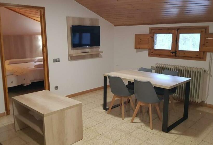 إستوديو قياسى, Hostal La Cabanya