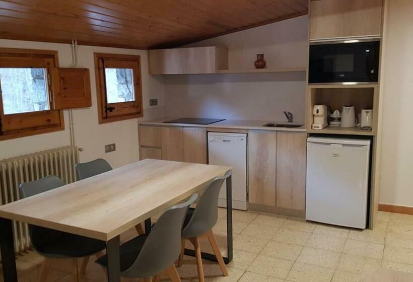 إستوديو قياسى, Hostal La Cabanya