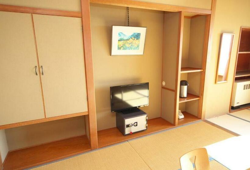 חדר סטנדרט, Shiga Swiss Inn