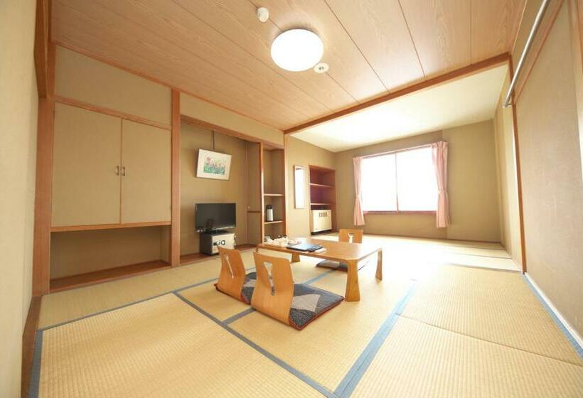 חדר סטנדרט, Shiga Swiss Inn