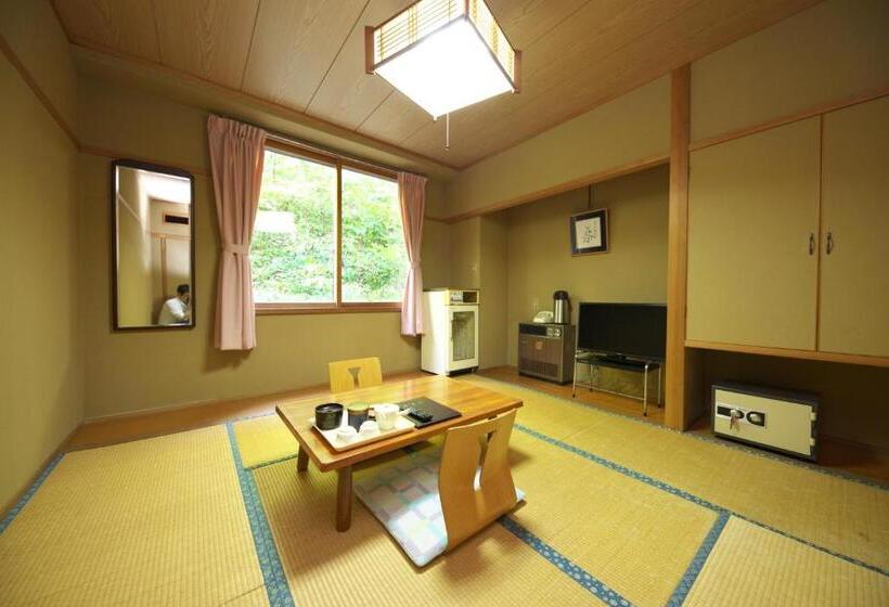 חדר סטנדרט, Shiga Swiss Inn