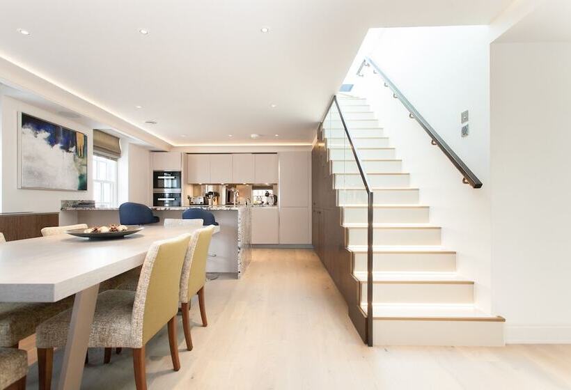 Апартаменты 2 Спальни, Hope House Residences By Aeria Apartments