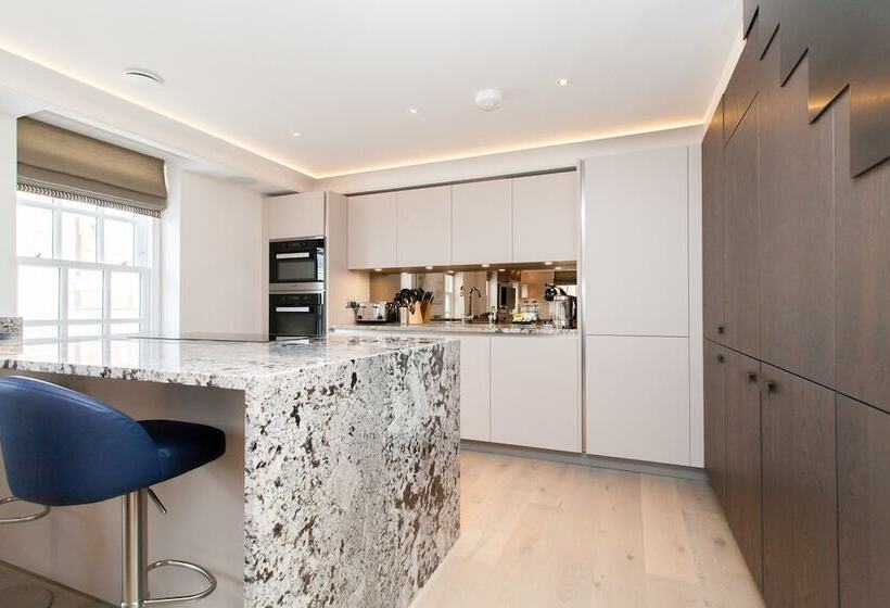 Апартаменты 2 Спальни, Hope House Residences By Aeria Apartments