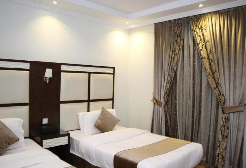 جناح عائلي, Al Muhaidb Residence Al Dowally