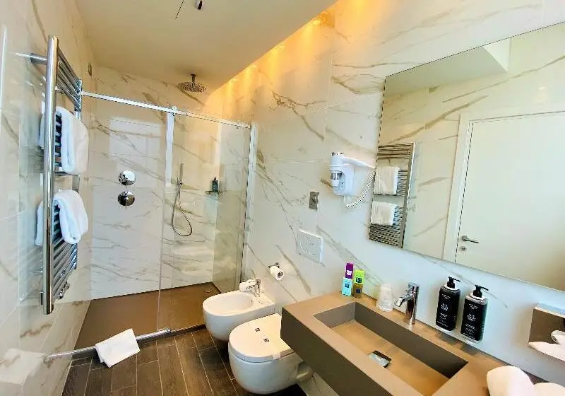 Deluxe Room Adapted for people with reduced mobility