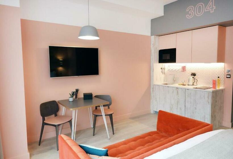 Апартаменты 1 Спальня, Room2 Southampton Hometel