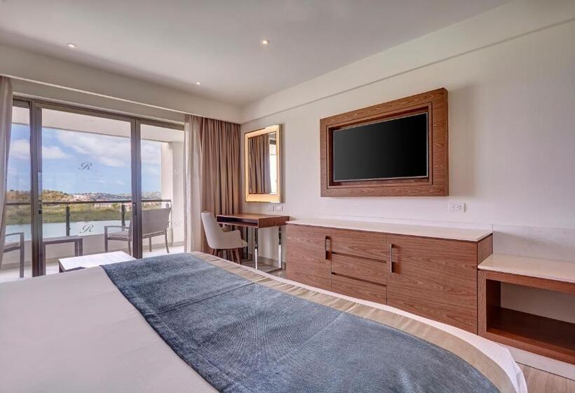 ビュー有りのデラックスジュニアスイート, Royalton Antigua, An Autograph Collection All Inclusive Resort