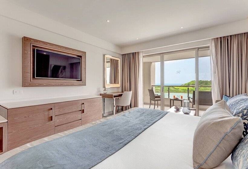 デラックスジュニアスイート, Royalton Antigua, An Autograph Collection All Inclusive Resort