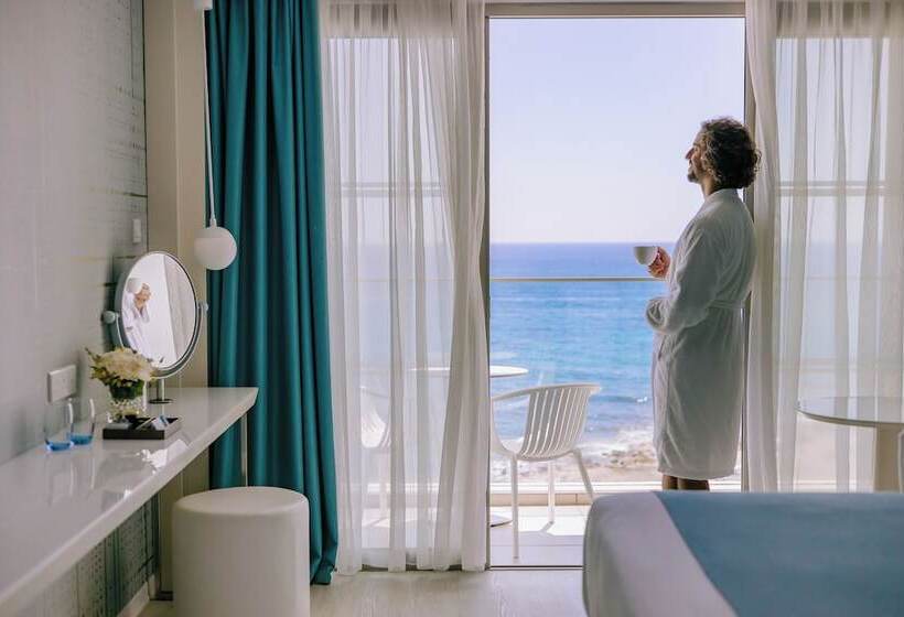 اتاق سوپریور با چشم‌انداز دریا, Ivi Mare   Designed For Adults By Louis Hotels