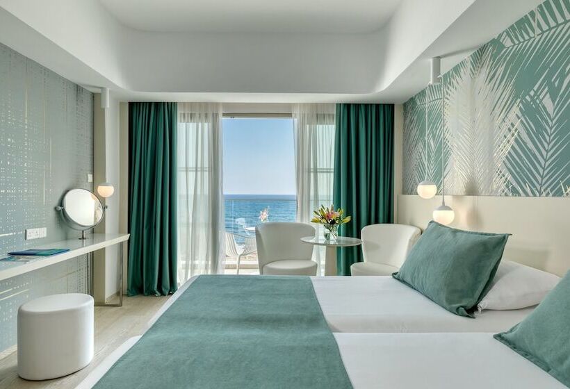 اتاق سوپریور با چشم‌انداز دریا, Ivi Mare   Designed For Adults By Louis Hotels