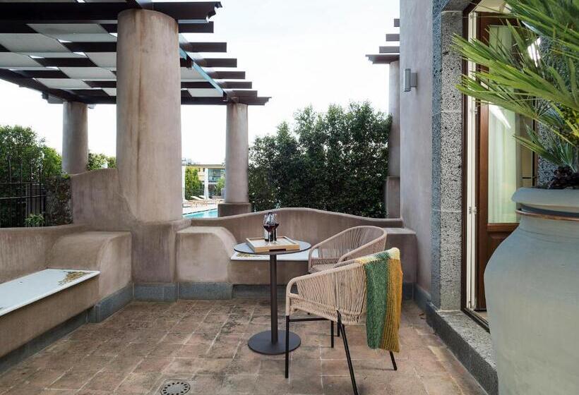 جناح, Relais San Giuliano