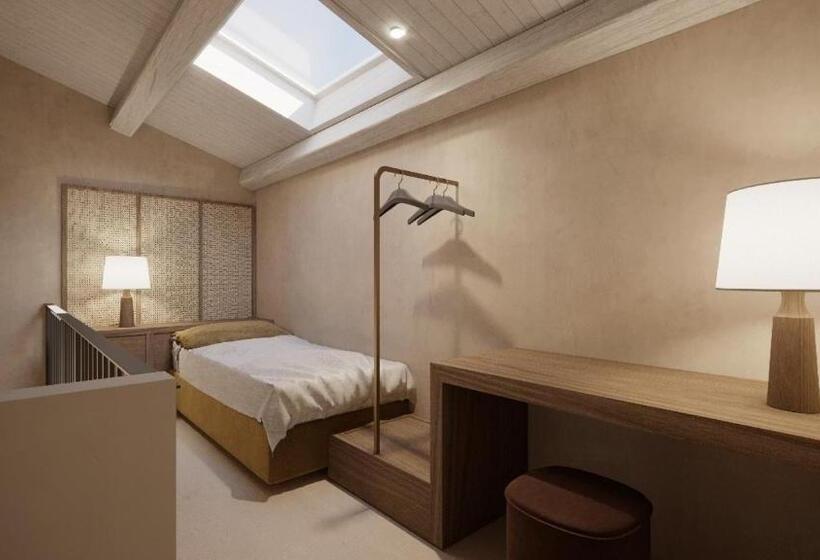 جناح مزود بتراس, Relais San Giuliano