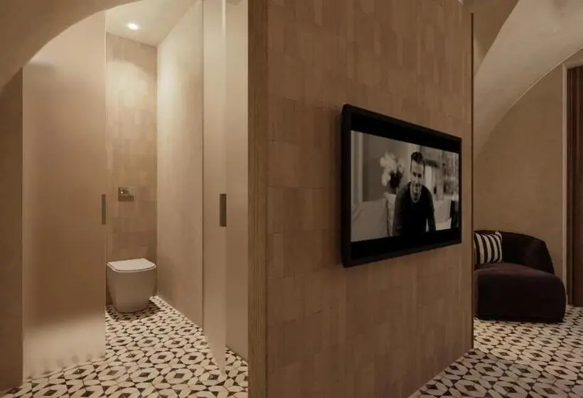 トリプルクラシックルーム, Relais San Giuliano