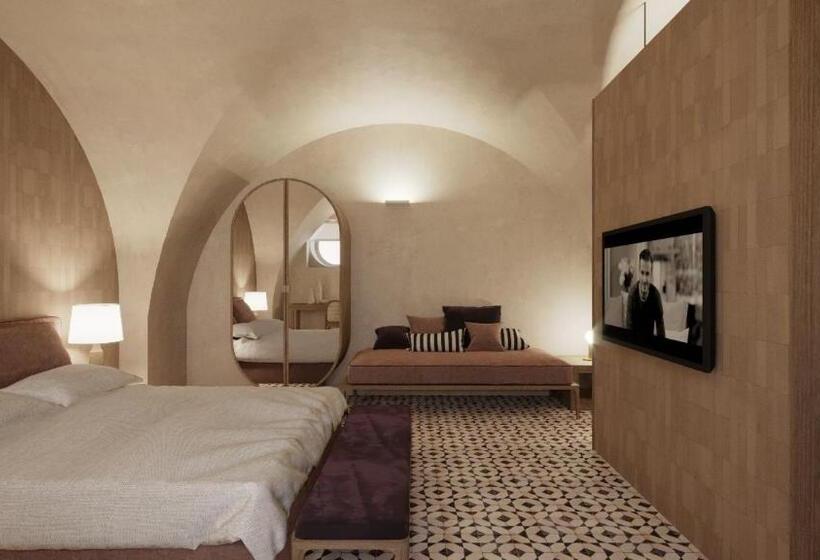 غرفة كلاسيكية ثلاثية, Relais San Giuliano