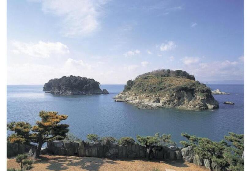 스탠다드 스튜디오, Katsuya Inn