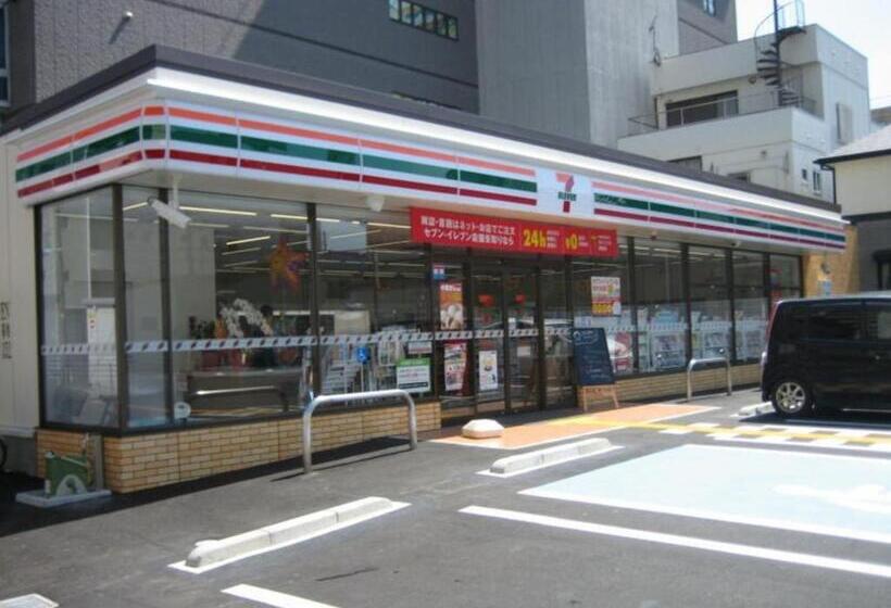 스탠다드 스튜디오, Katsuya Inn