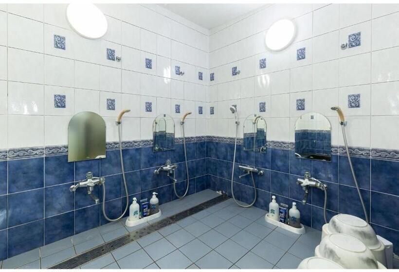 스탠다드 스튜디오, Katsuya Inn