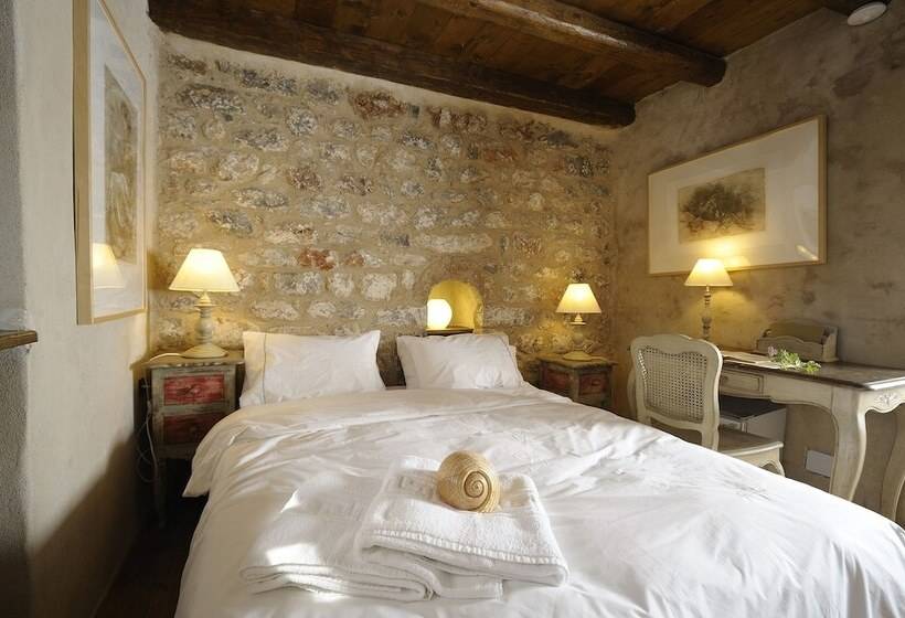 غرفة كلاسيكية سرير مزدوج, Citta Dei Nicliani