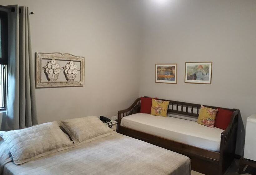 Номер Стандарт Трехместный, Daniela