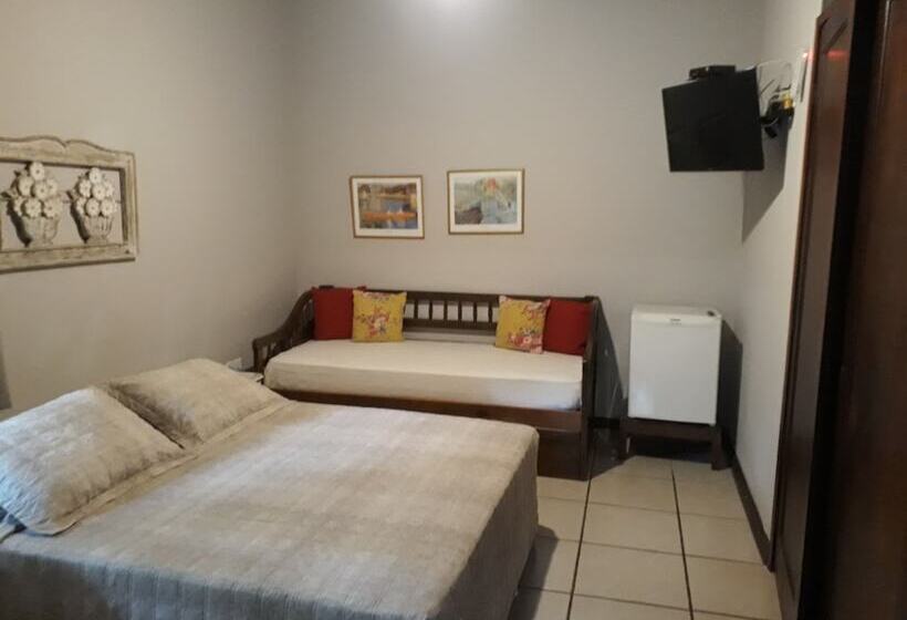 Номер Стандарт Трехместный, Daniela